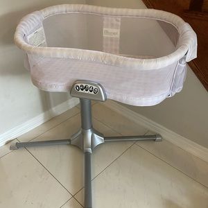 360 halo swivel bassinest